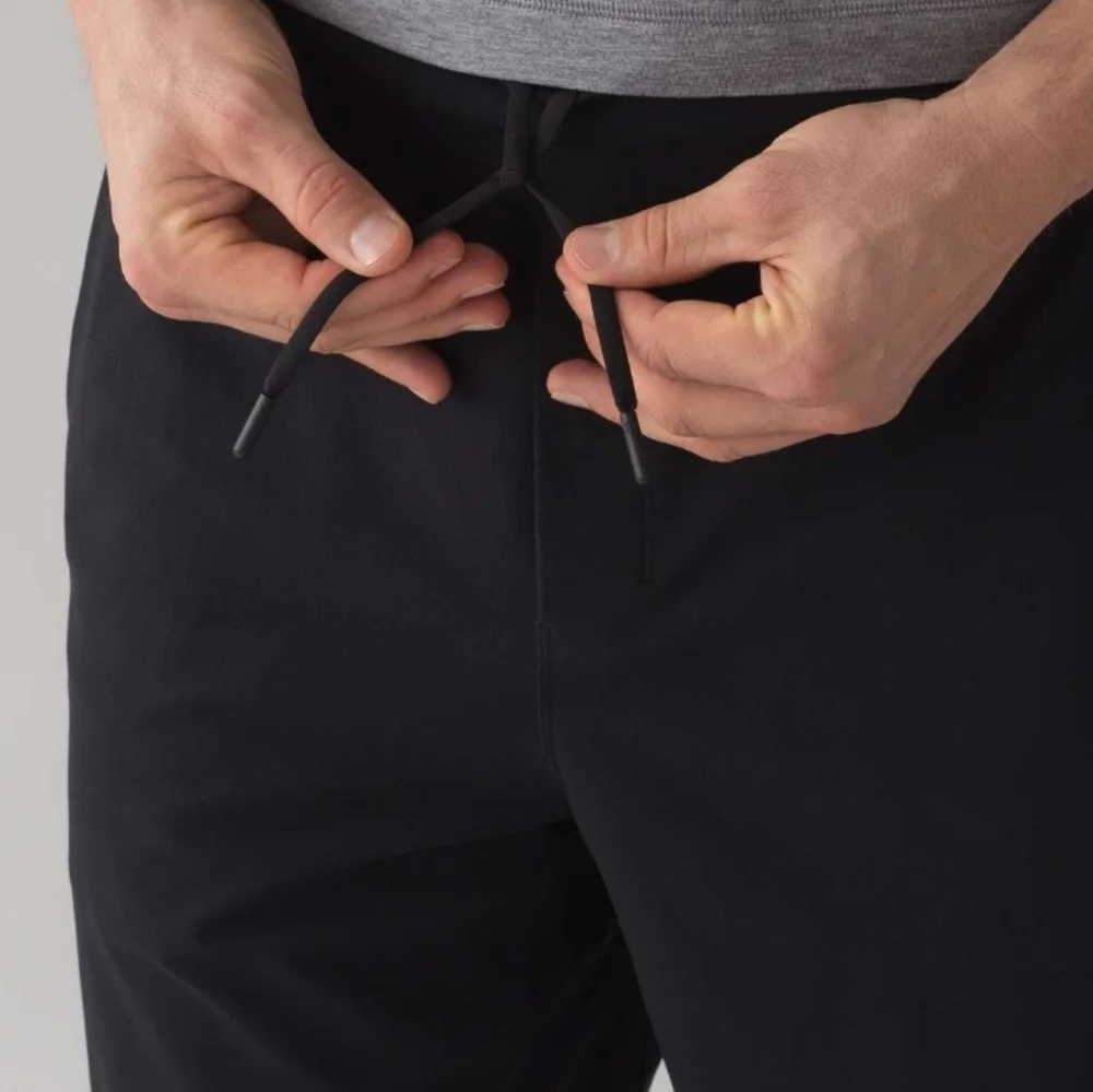 lululemon athletica excellent size